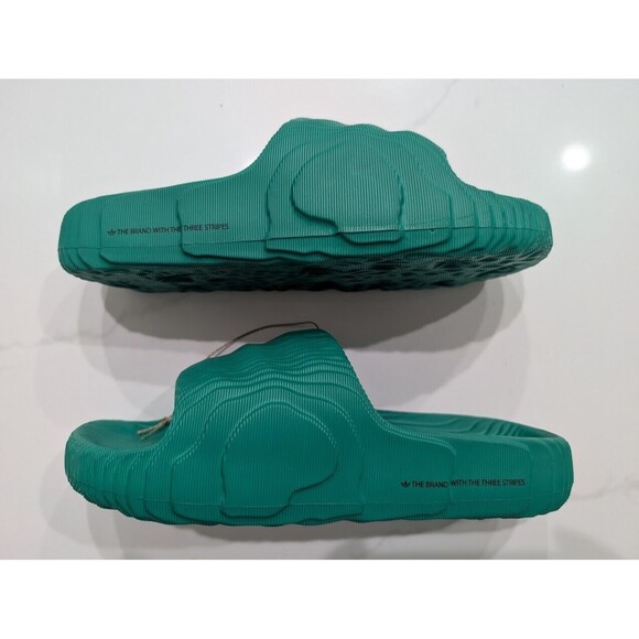 Adidas Adilette 22 Unisex Slip-On Slides Sandals Bold Green IF3661 Men’s Sz 8 - Picture 1 of 7